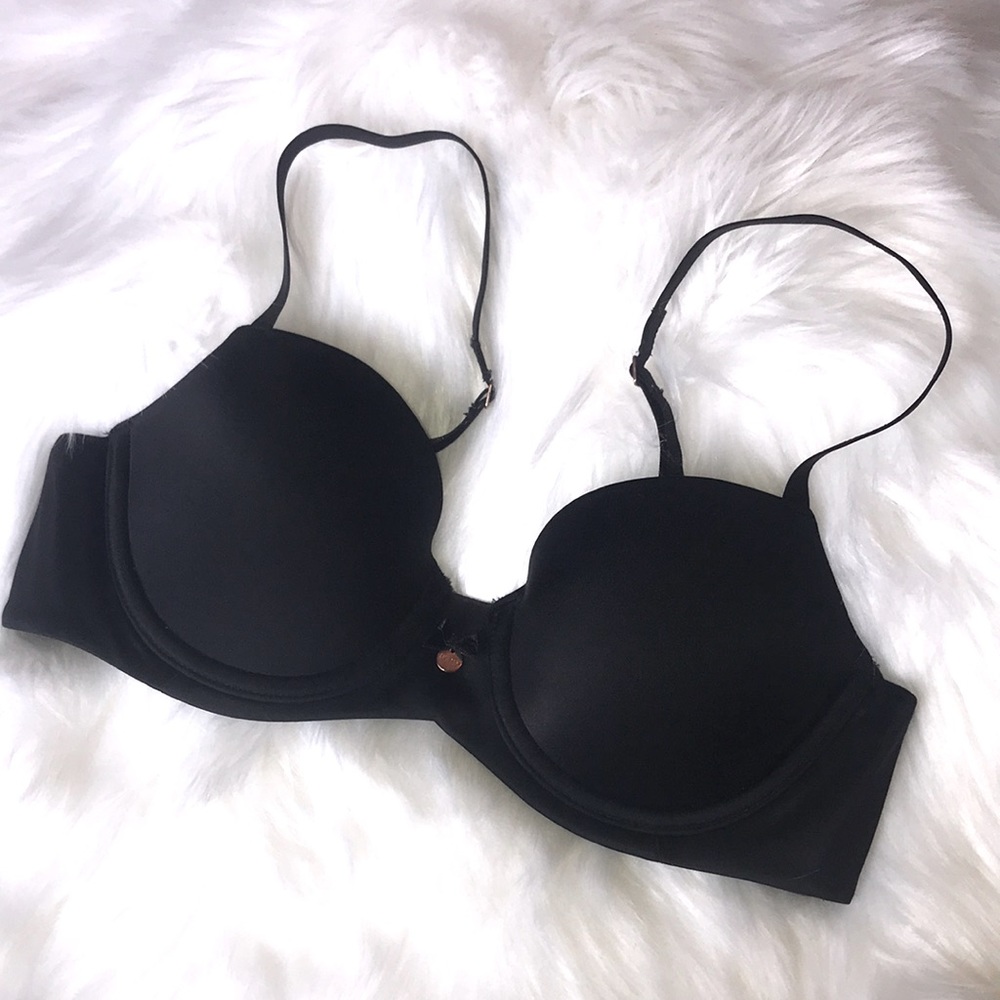 ⭐️ SPANX Bra La Mode - Picture 2 of 8